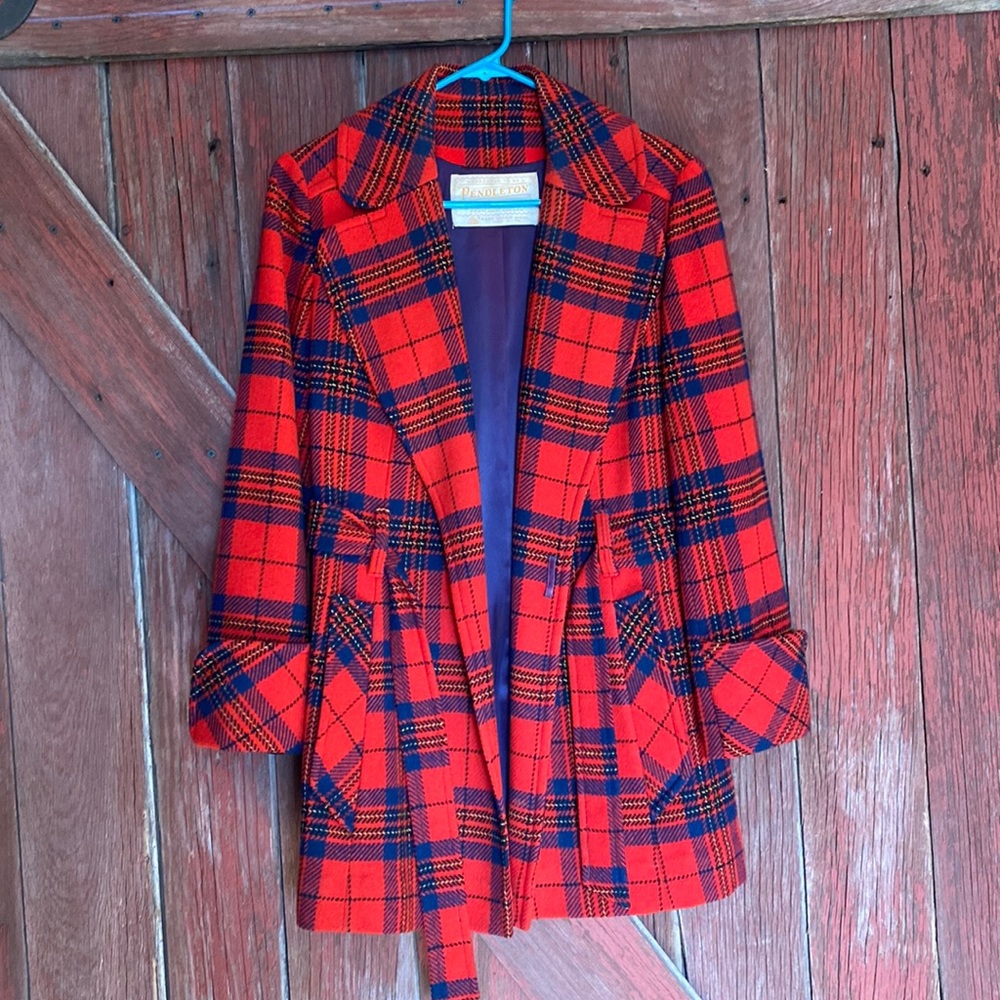 Vintage Pendleton coat in very good condition.